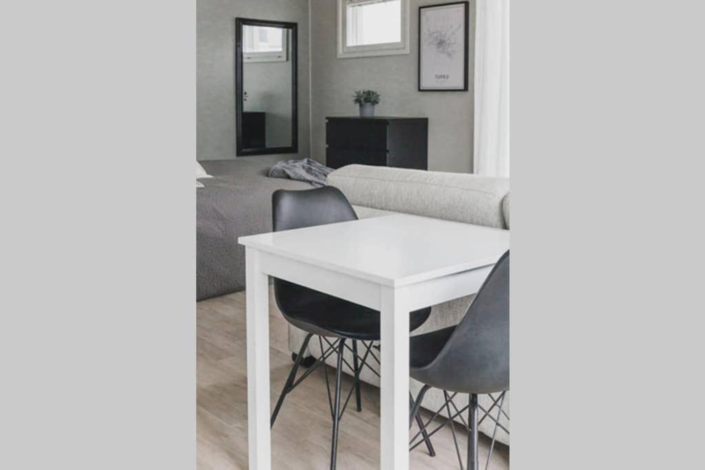 Beautiful new studio apartment nearby the center Turku Esterno foto