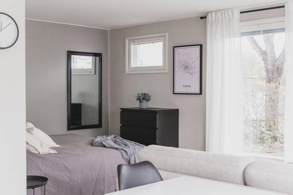 Beautiful new studio apartment nearby the center Turku Esterno foto